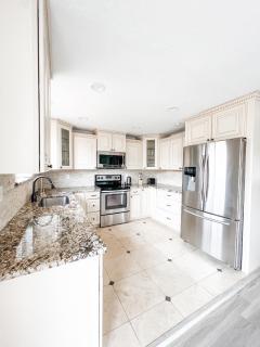 Quiet Retreat with Hot Tub, Pool Table and Spacious Yard - 7