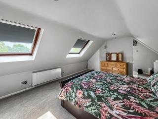 The Retreat - Mayfield - 2