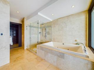 360 Splendor 310-Ocean View Residence-Breakfast Included! - Playa Flamingo - 3
