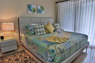 Palms 3- Luxury Beachfront Villa - 3