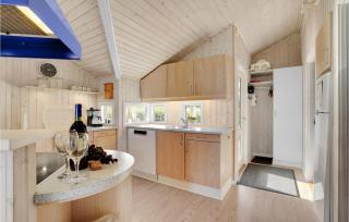 Three-Bedroom Holiday Home In Assens - Assens - 3