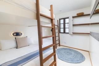 Plaza Mercado 20 At Las Catalinas - 8