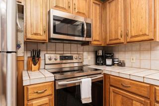 Toste Cabin- Spacious 3br Cabin In East Village! - Shaver Lake - 3