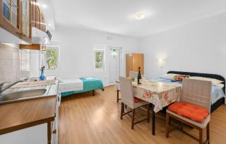 Amazing Apartment In Lozovac With Wifi - Lozovac - 7