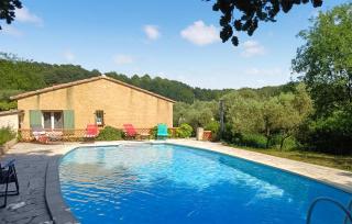 Gorgeous Home In Varages - 0