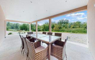 4 Bedroom Gorgeous Home In Bezinghem - 2