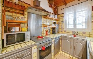 Lovely Home In Raphèle-Les-Arles - Raphèle - 6