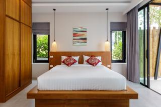 HinKong Pool View Villa - 1