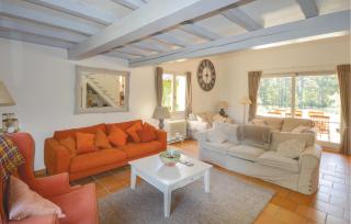 Gorgeous Home In Callian With Wifi - Callian - 7