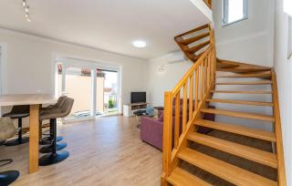 Beautiful Apartment In Rtina With Wifi - Rtina - 8