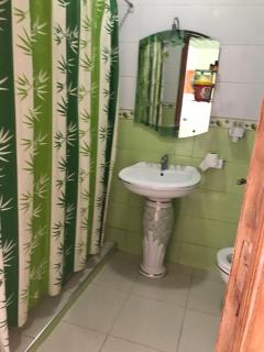 Appartement Familial en deux façades en face Hotel Ahlen & SuperMarché Marjane - Tangier - 3