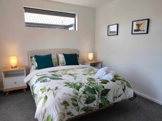 Tranquil Bamboo Oasis at Christchurch - 3