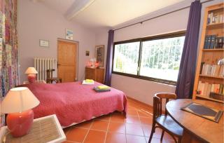 Cozy Home In St Quentin La Poterie - Saint-Quentin-la-Poterie - 5