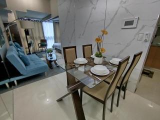 Cozy 1BR UPTOWN PARKSUITES Tower1 BGC - Manila - 9