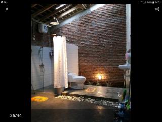 Quaint Cabin Walk to Batur Lake - 2