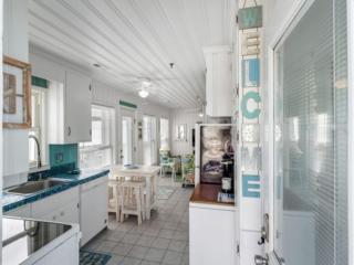 Margaritaville home - Carolina Beach - 9