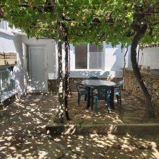 House Sleeps 6-Garden-FreeParking-Bbq-Patio-PetsOk - Ognen - 5