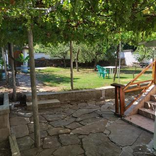 House Sleeps 6-Garden-FreeParking-Bbq-Patio-PetsOk - Ognen - 3