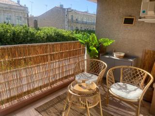 Charmant Appartement Central Terrasse proche gare - Sète - 8