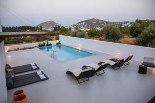 Serenity Bay - Alinda - 0