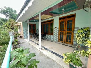 Retro Style Private Cottage Bhurban - Murree - 6