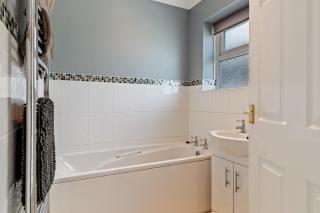 Roslen - Lovely Bungalow Near Beach and Village - 4