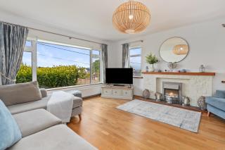 Glynmar - Sea Glimpses Hot Tub Pool Table - Saundersfoot - 9