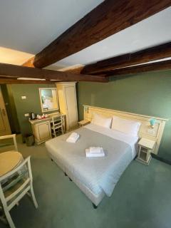 Locanda Ruga Rialto - Venice - 2
