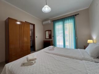 Katerina Seaview Apartment - Chrysi Ammoudia - 1