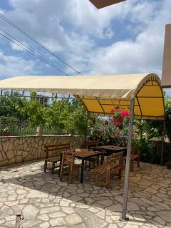 Infinity Apartments - Bar - 2