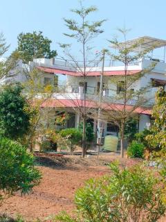 Rest Inn - - 8