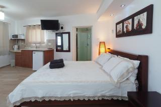 שלווה במושבה מגדל - וילה מדהימה עם בריכה פרטית וג'קוזי ליד הכנרת - 2