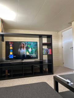 Quiet, centrally-located apartment, parking included - 1