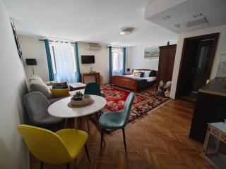 Beatrix Suites - Budua - 0