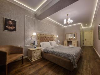 Park Azure Classic Apartment - Baku - 5