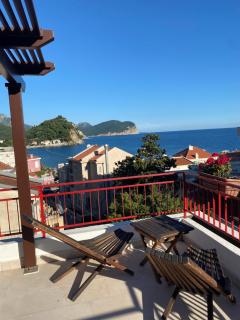 Apartments Almaja Villa - Petrovac na Moru - 0