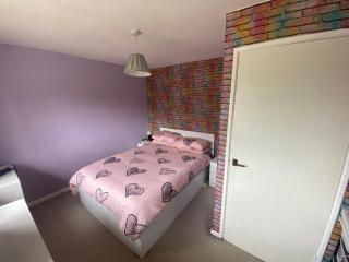 Your home near Gatwick Airport - 9