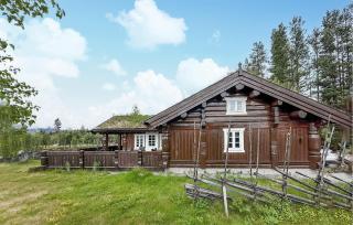 4 Bedroom Cozy Home In Gol - 3