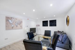 Modern 3 Bedrooms Apartment 01 Town Centre Camberley - Camberley - 3