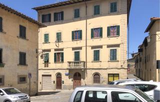 2 Bedroom Nice Apartment In Arezzo - Arezzo - 9