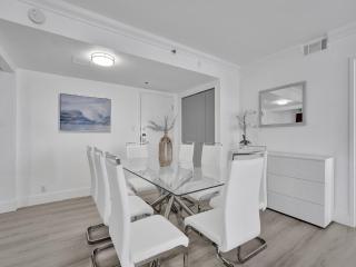 Ocean View Spacious Condo beach service 907 - Miami Beach - 8