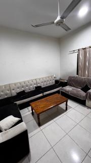 Offer if booked at least 1 week Elegance Modern 1-Bedroom Close to Everything - 0