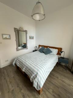 Chic Coastal Apartment - Bexhill - 0