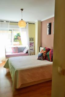 APARTAMENTO HOSPITALES a 10 MINUTOS DEL CENTRO Y PLAYAS - Málaga - 4