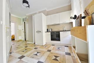 Lux Central Apartment - 1
