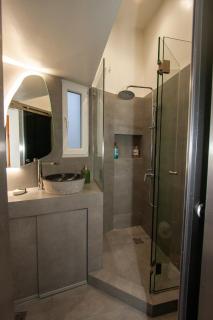 Cozy Penthouse next to Station - Atene - 2