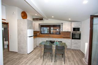 Cozy Penthouse next to Station - Atene - 3