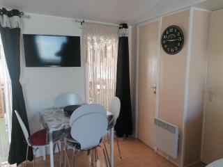 MOBILHOME COSY SPACIEUX 42m2, CLIMATISE, TV & LL, 3 chambres - 2