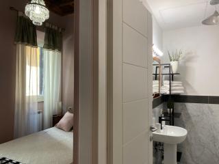 Boutique Grifone - Roma - 6
