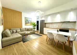 2min walk from sea Lungomare Vlore Jovi Apartment - 9